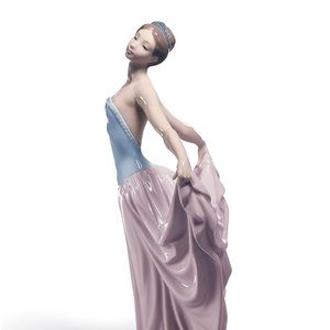 LLADRO GLOSSY PORCELAIN BALLERINA FIGURE